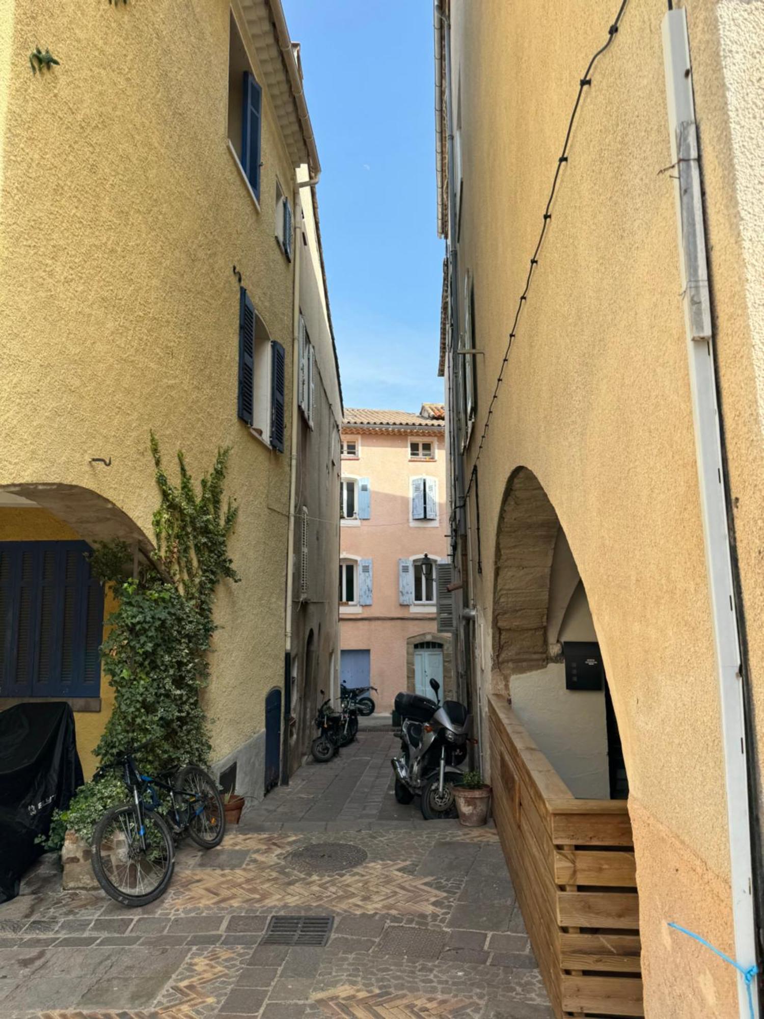 Appartamento Chez Kay Roquebrune-sur Argens Esterno foto